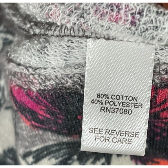 Cato Active Top Floral Pink Gray Crew Neck 3/4 Sleeve Size 18/20W Raw Edge - Picture 9 of 9